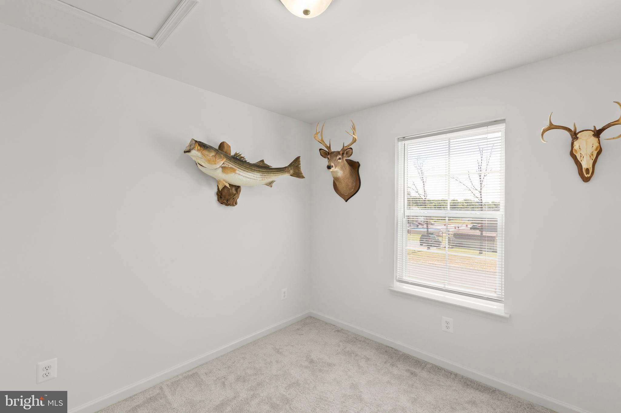 WHISPERING PINES - Residential