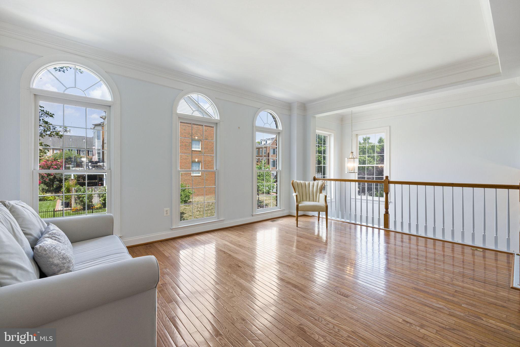 RIVER CREEK - Residential