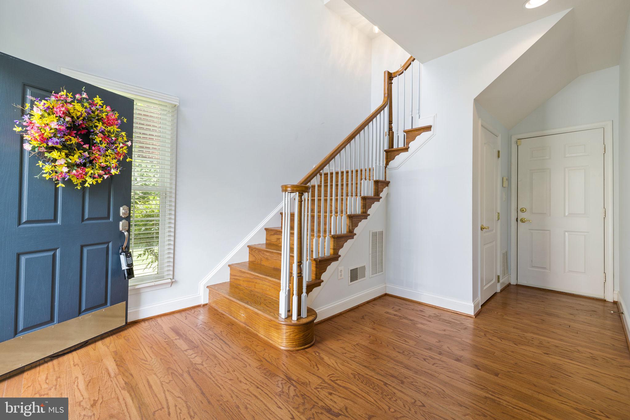 RIVER CREEK - Residential