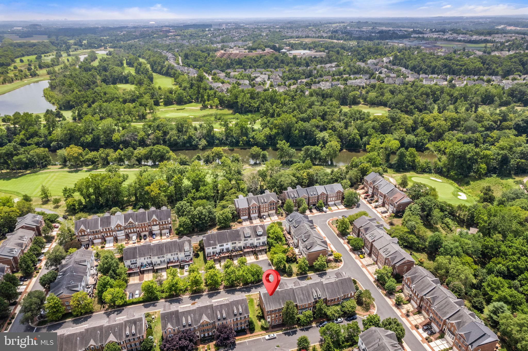 RIVER CREEK - Residential