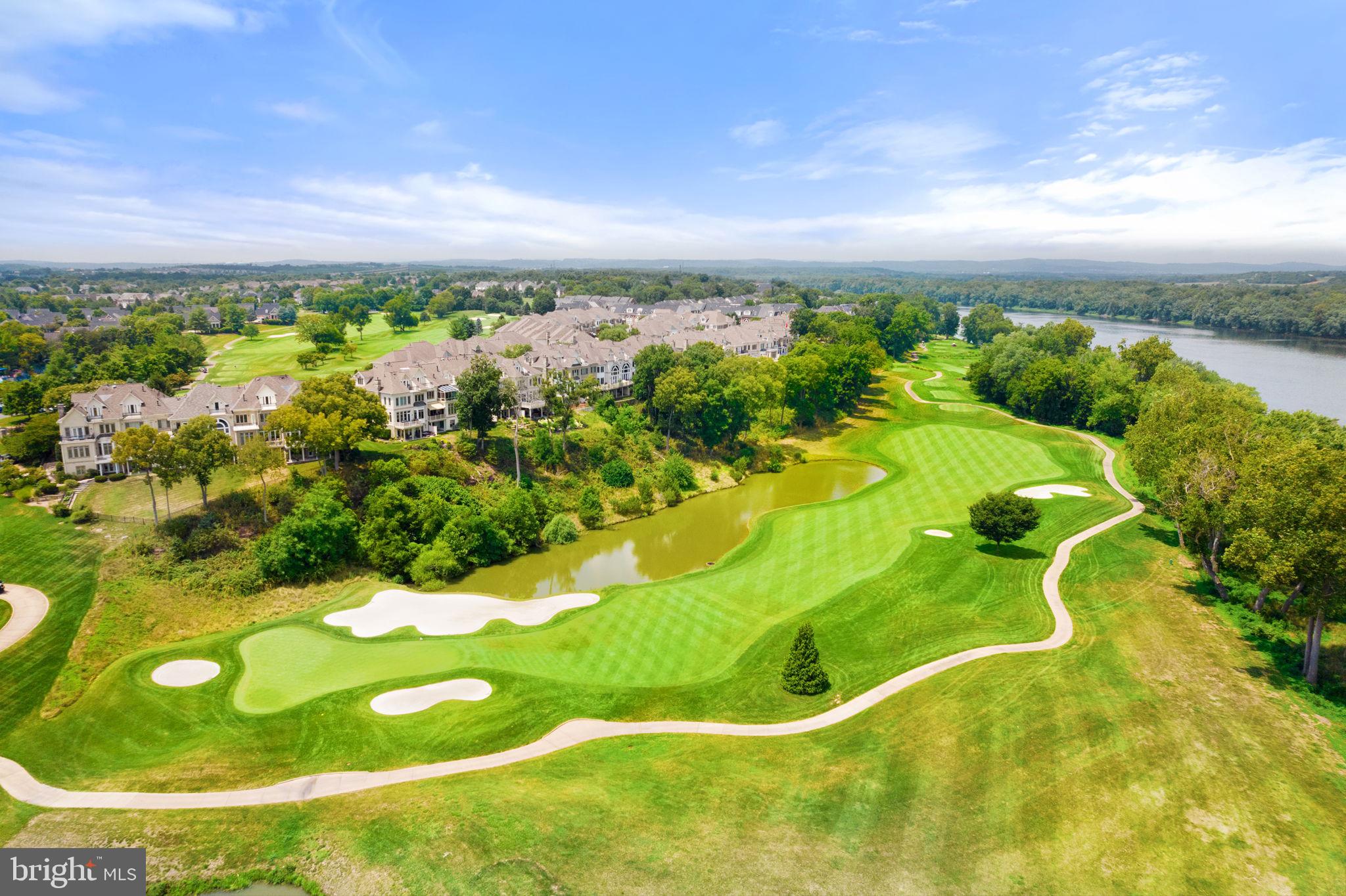 RIVER CREEK - Residential