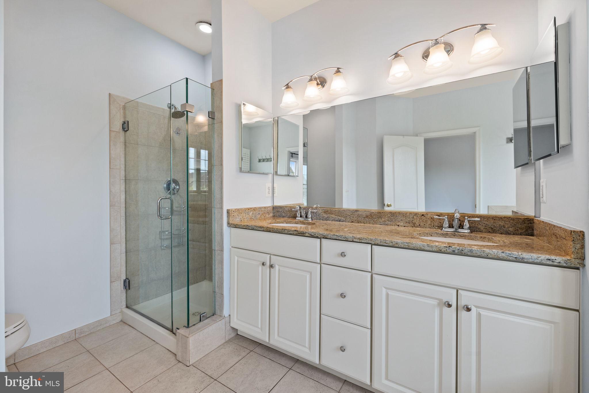 RIVER CREEK - Residential