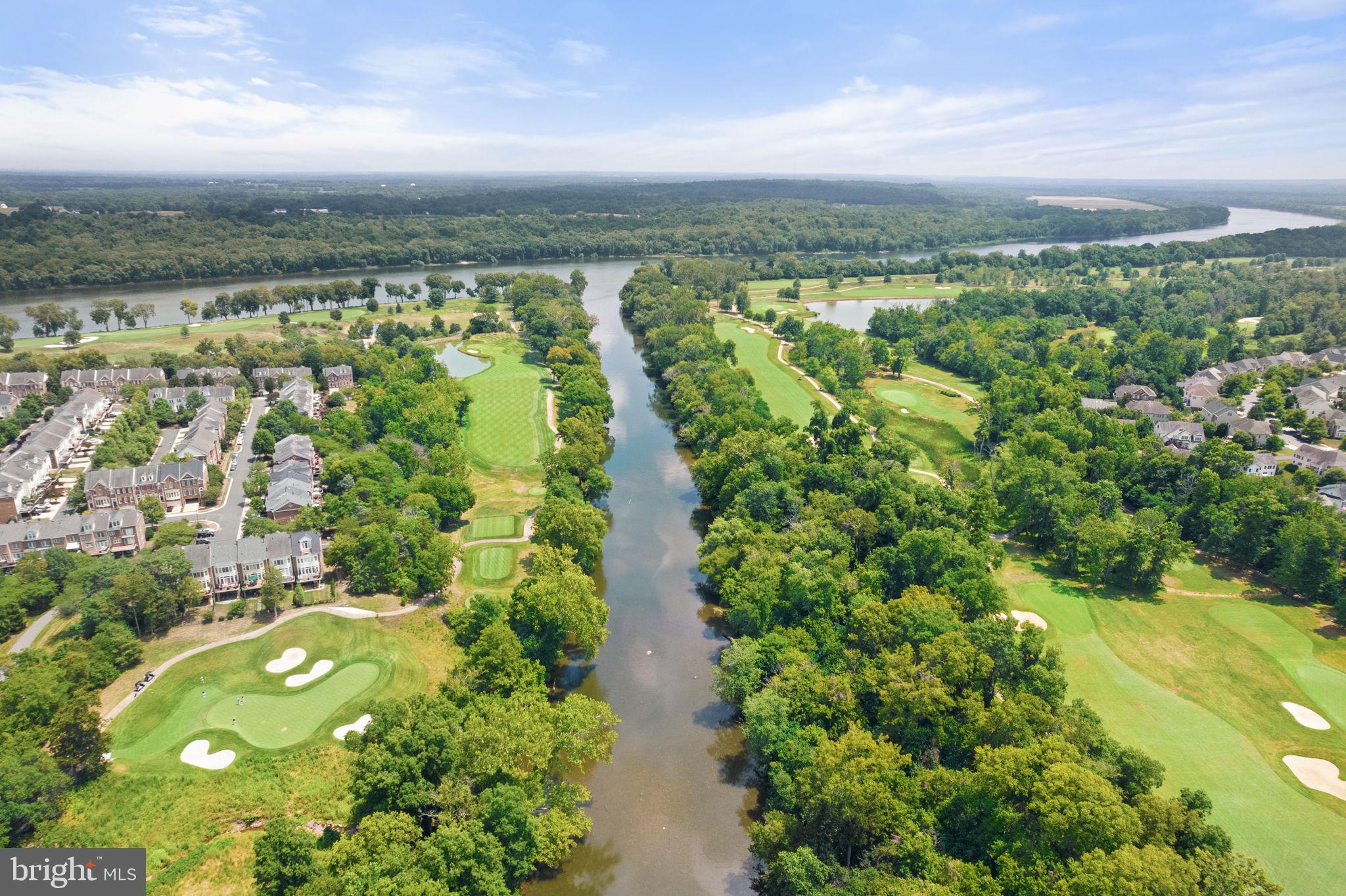 RIVER CREEK - Residential