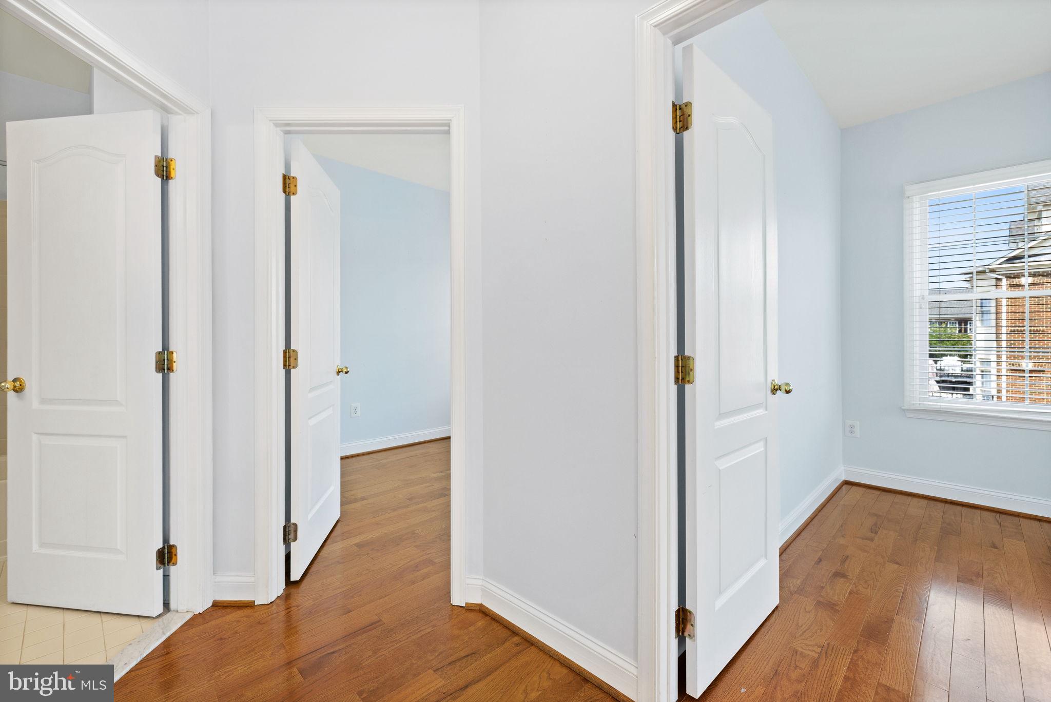 RIVER CREEK - Residential