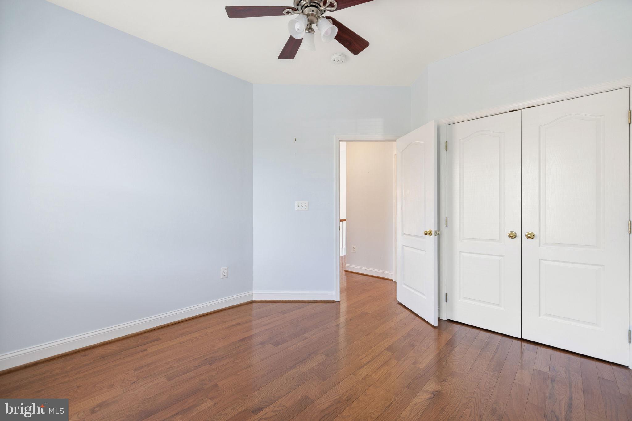 RIVER CREEK - Residential