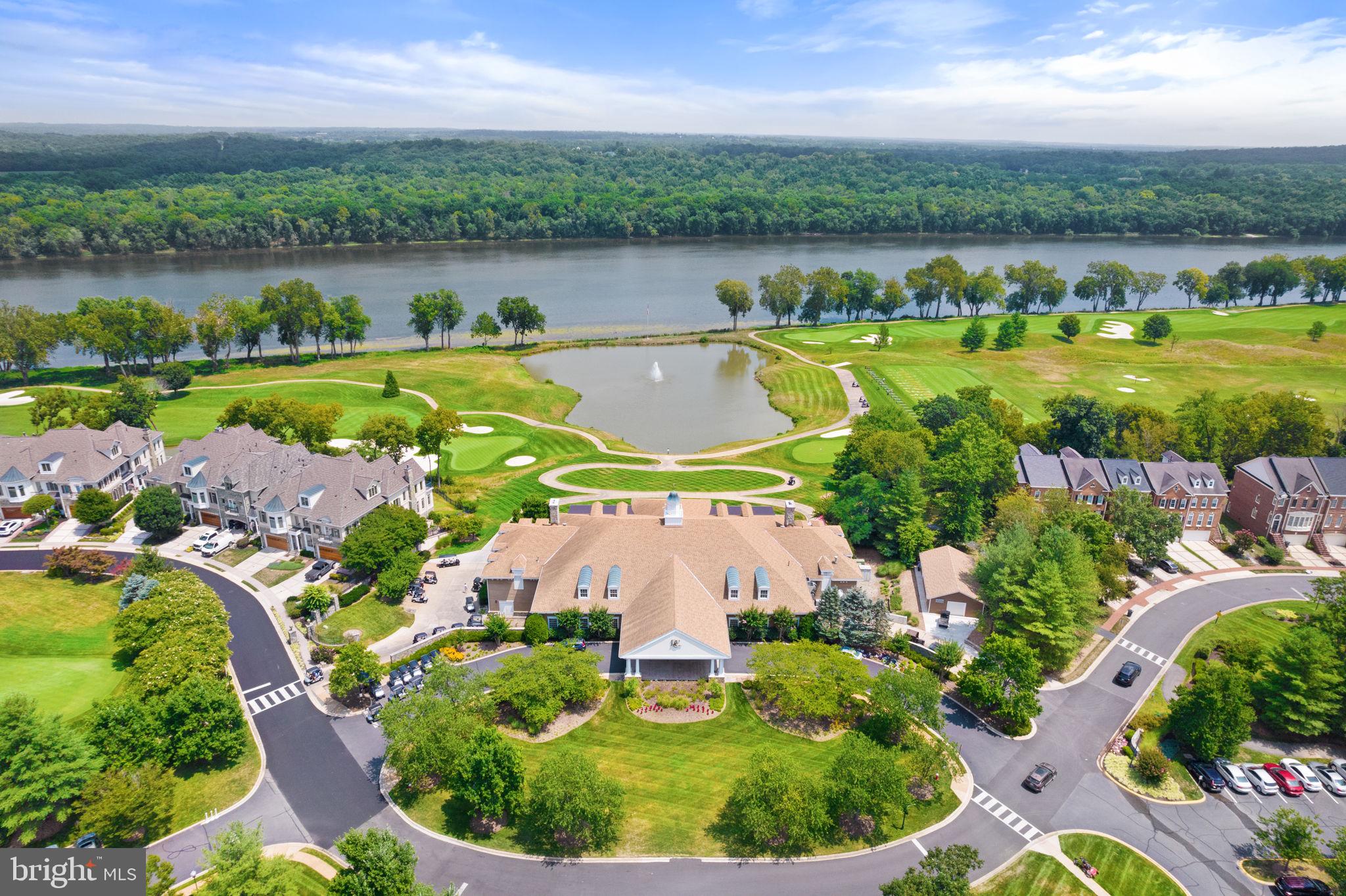 RIVER CREEK - Residential