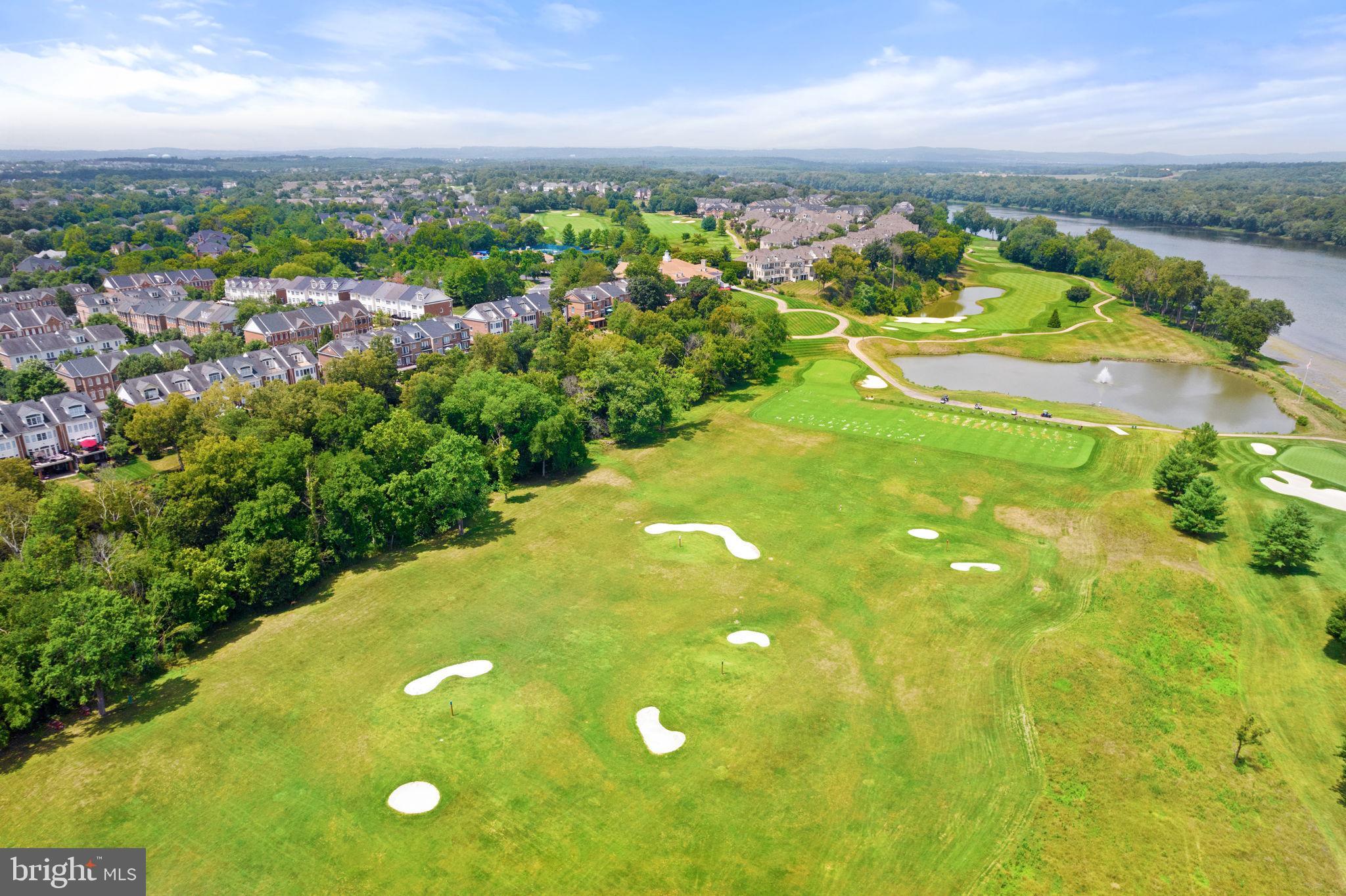 RIVER CREEK - Residential