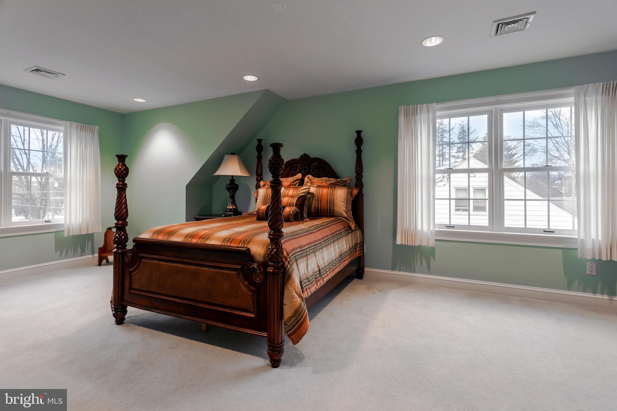 MARPLE SUMMIT - Residential