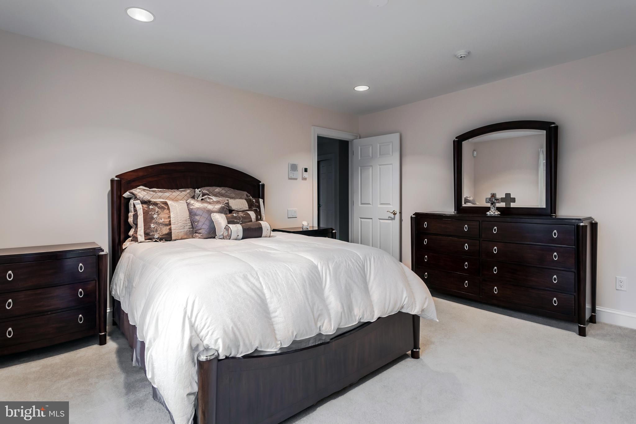 MARPLE SUMMIT - Residential