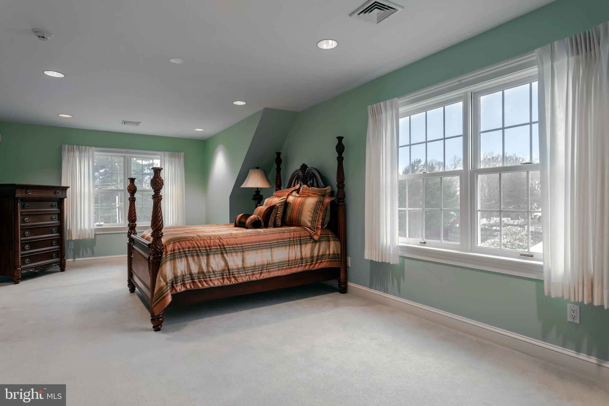 MARPLE SUMMIT - Residential