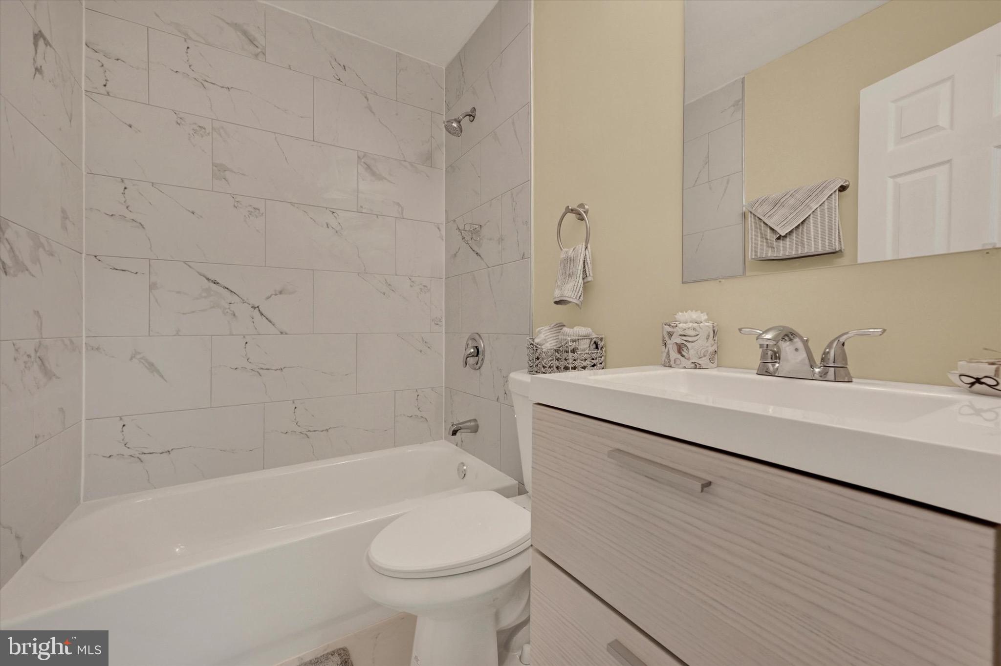 QUAIL MEADOWS TOWNHOUSES - Residential