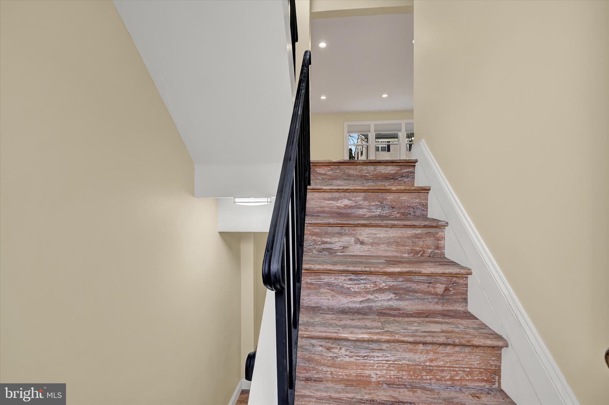 QUAIL MEADOWS TOWNHOUSES - Residential