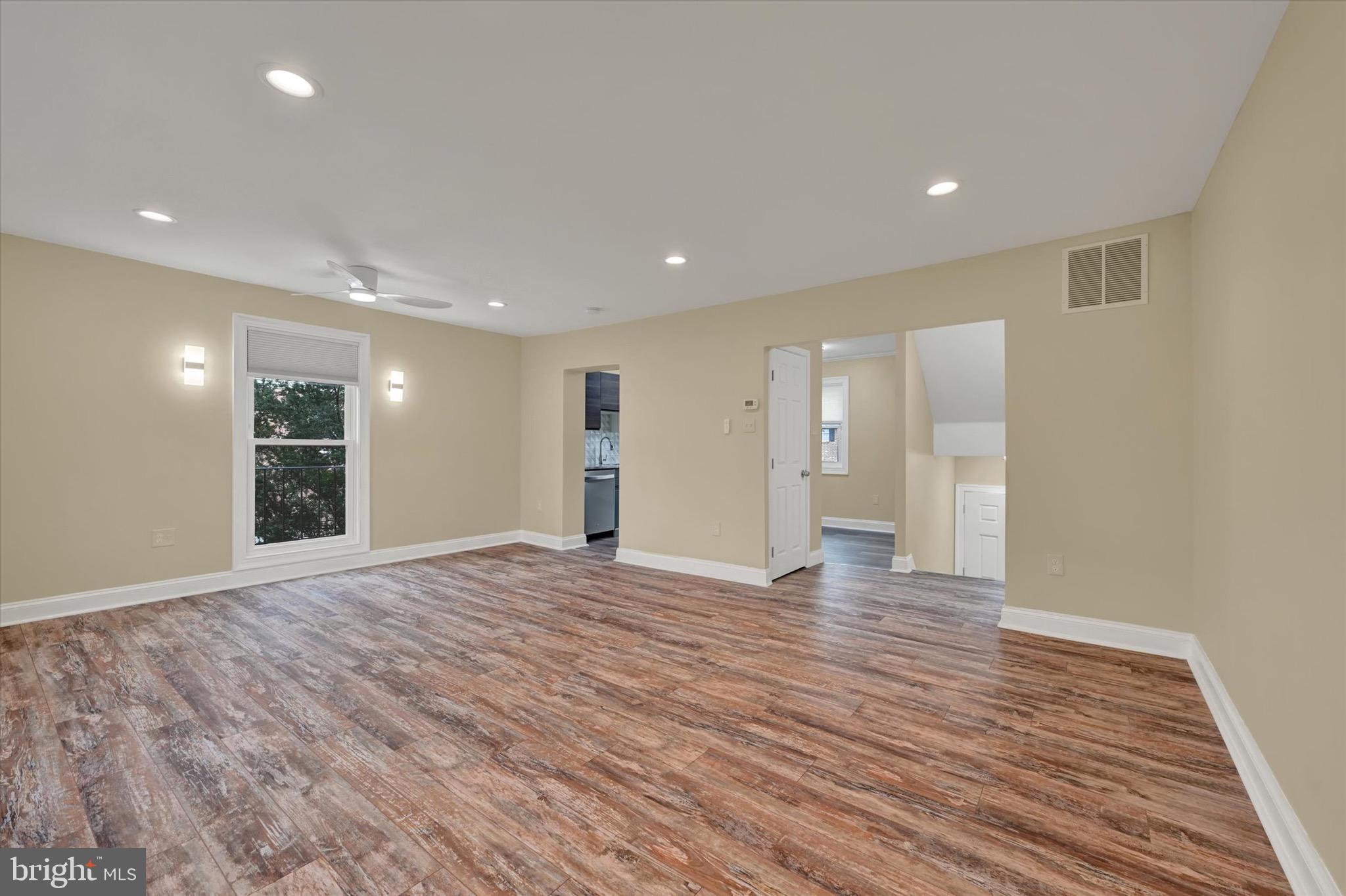 QUAIL MEADOWS TOWNHOUSES - Residential