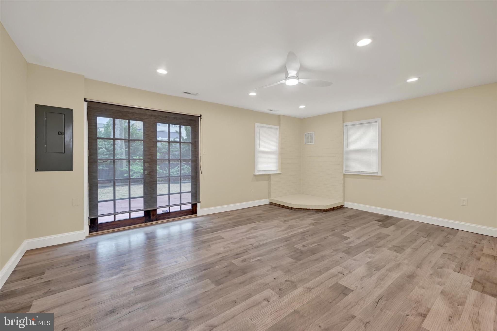 QUAIL MEADOWS TOWNHOUSES - Residential