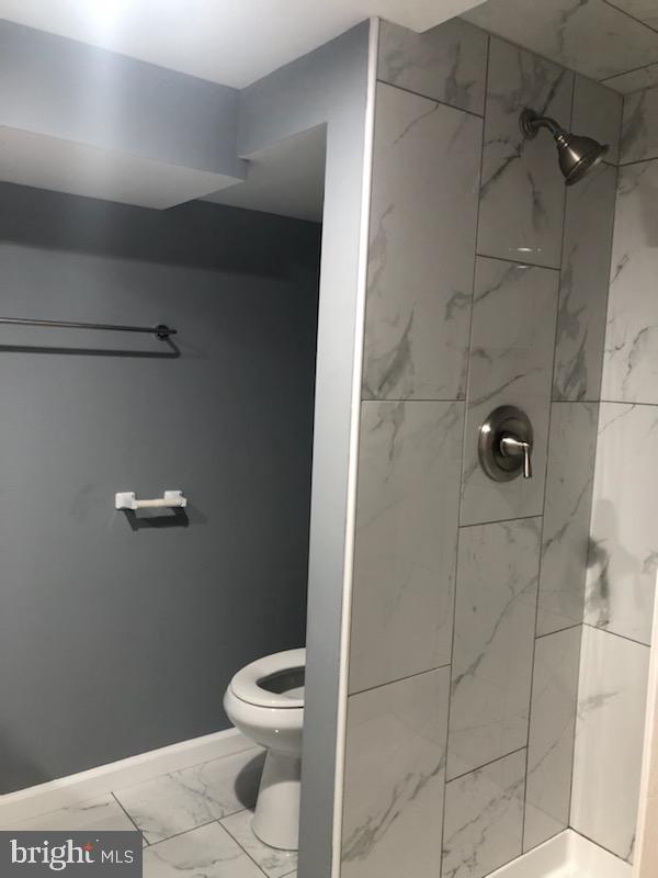 GREEKTOWN - Residential Lease