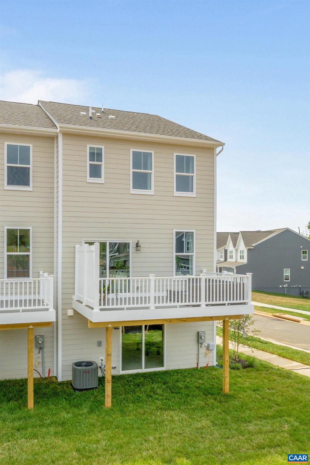 PLEASANT GREEN - Residential