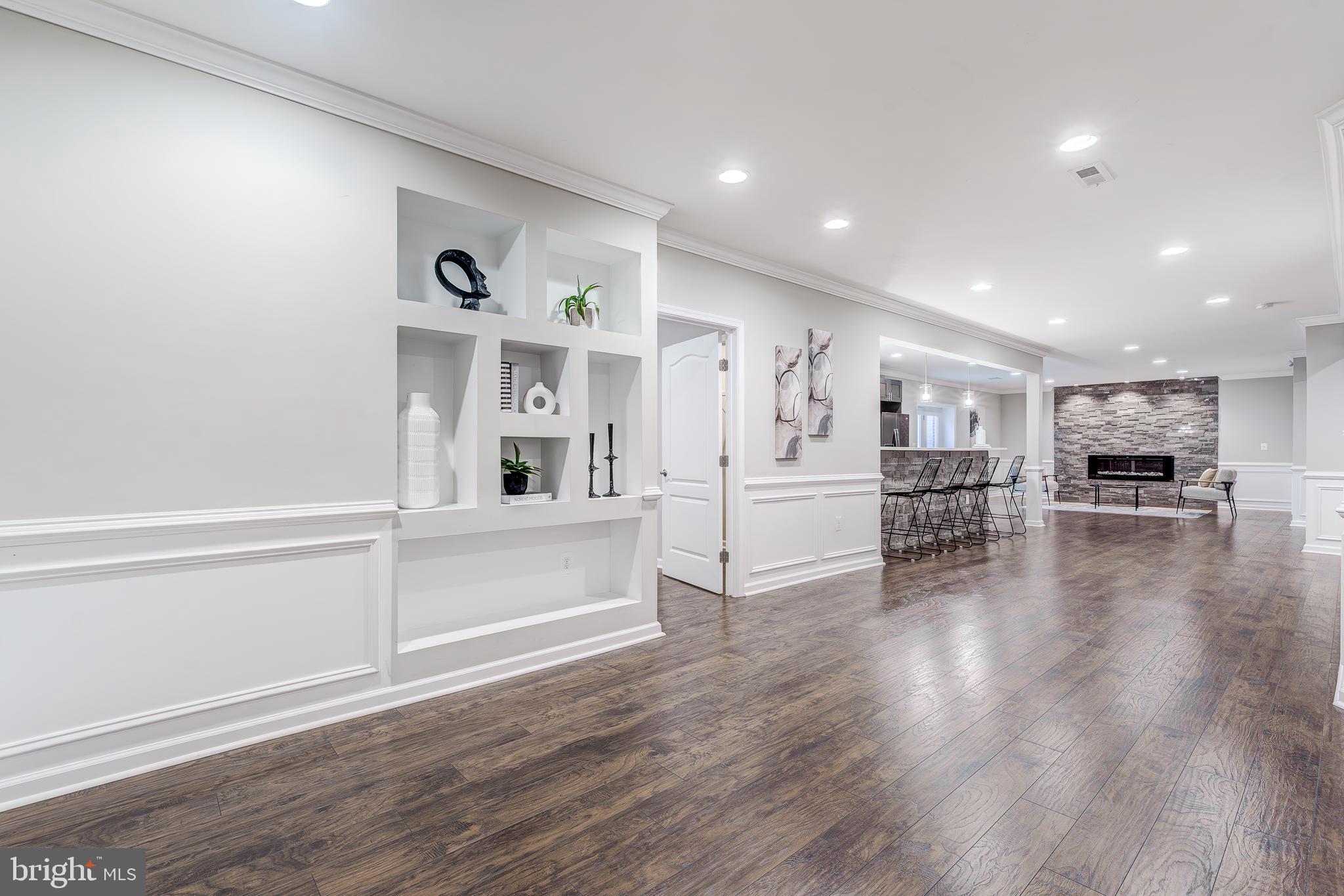 BRAMBLETON - Residential