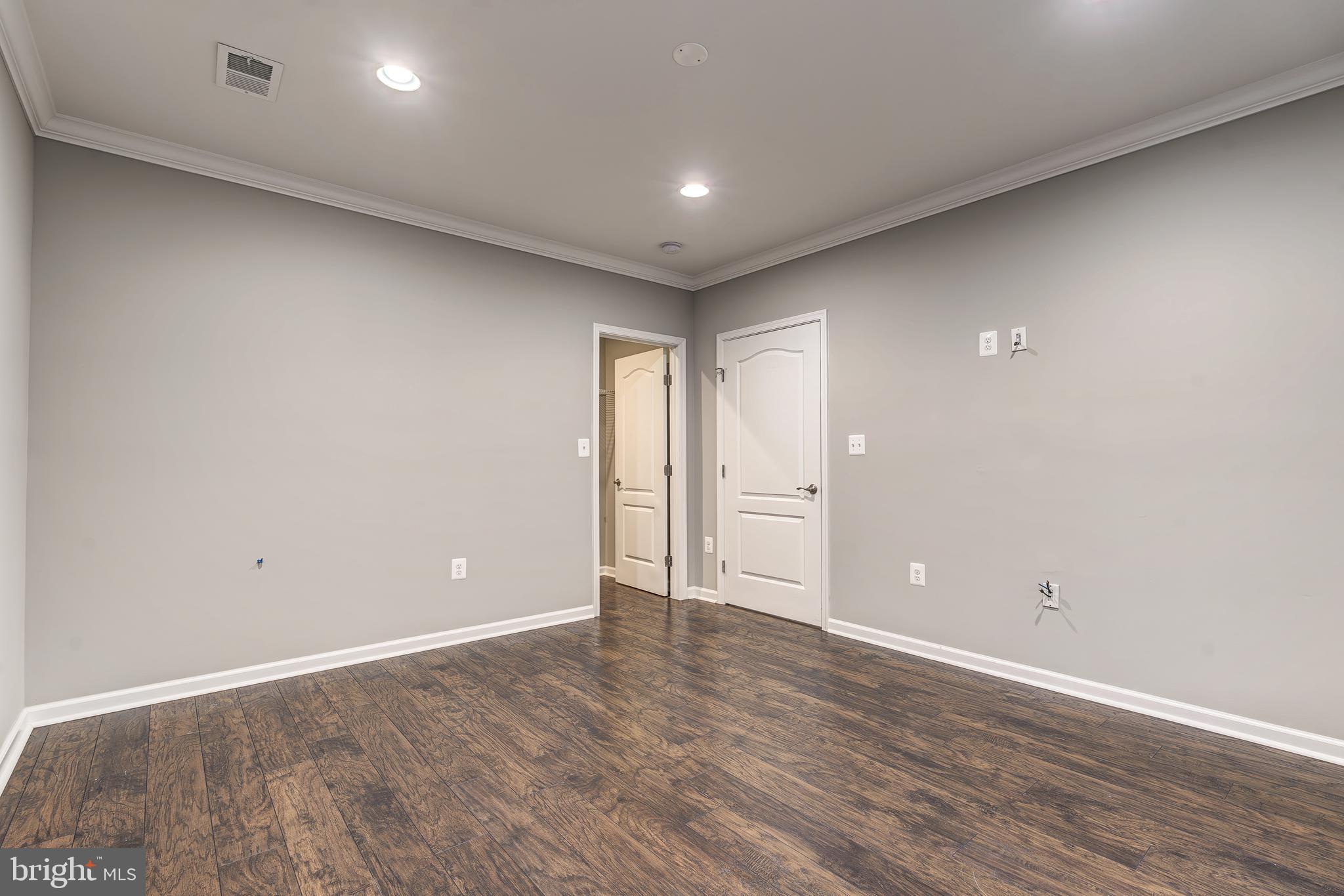 BRAMBLETON - Residential