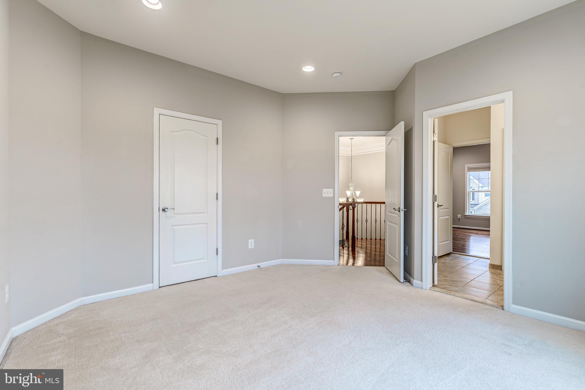 BRAMBLETON - Residential