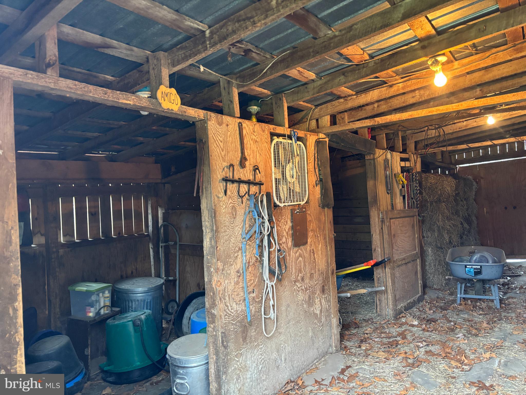 HEDGESVILLE - Residential