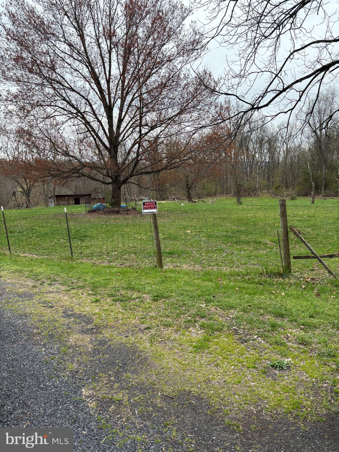 HEDGESVILLE - Residential