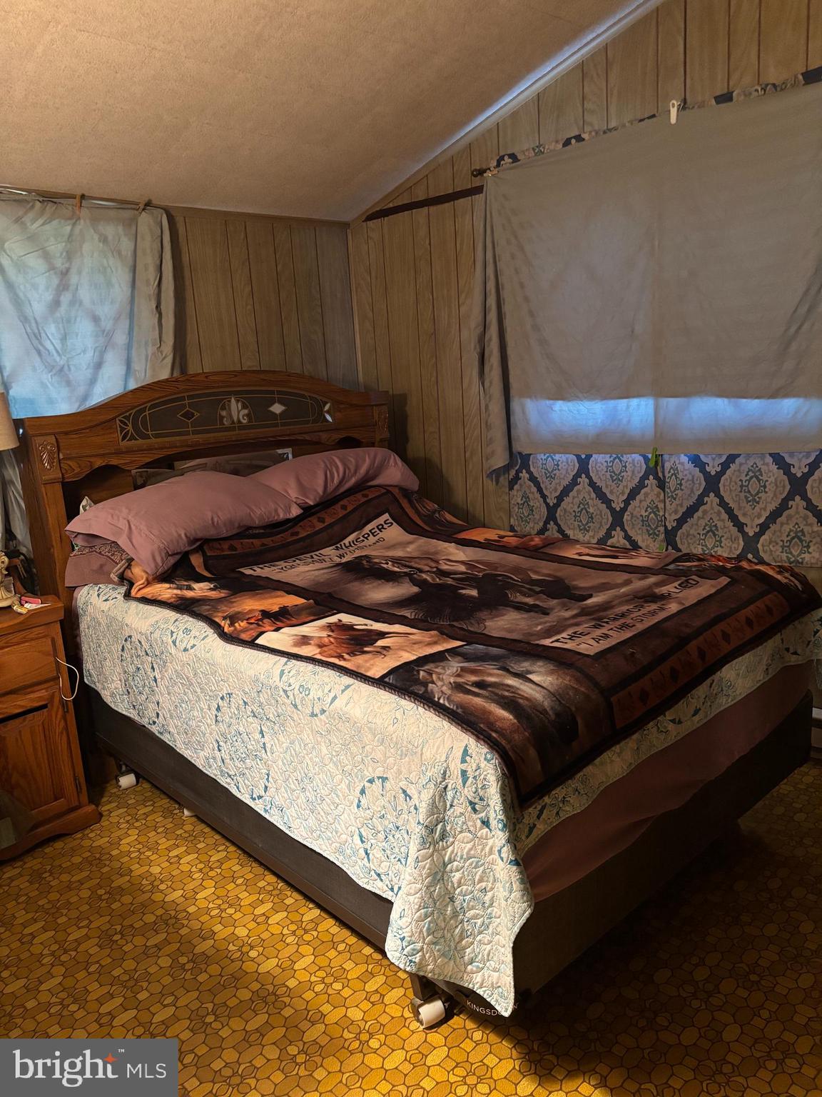 HEDGESVILLE - Residential