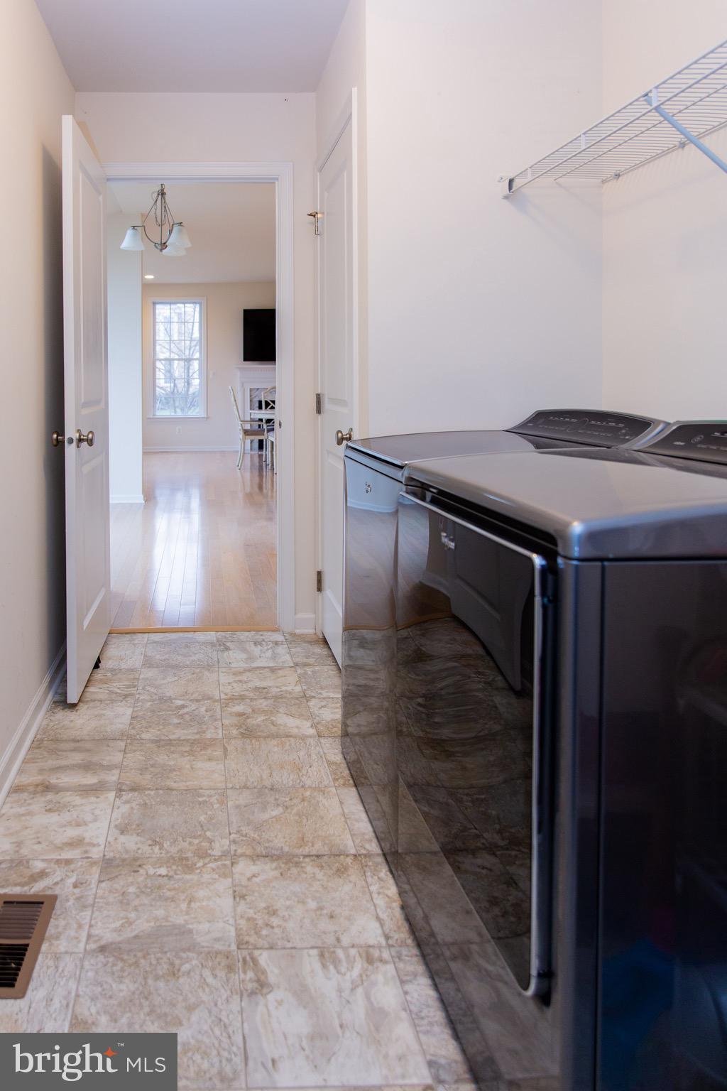 LENAH MILL - Residential