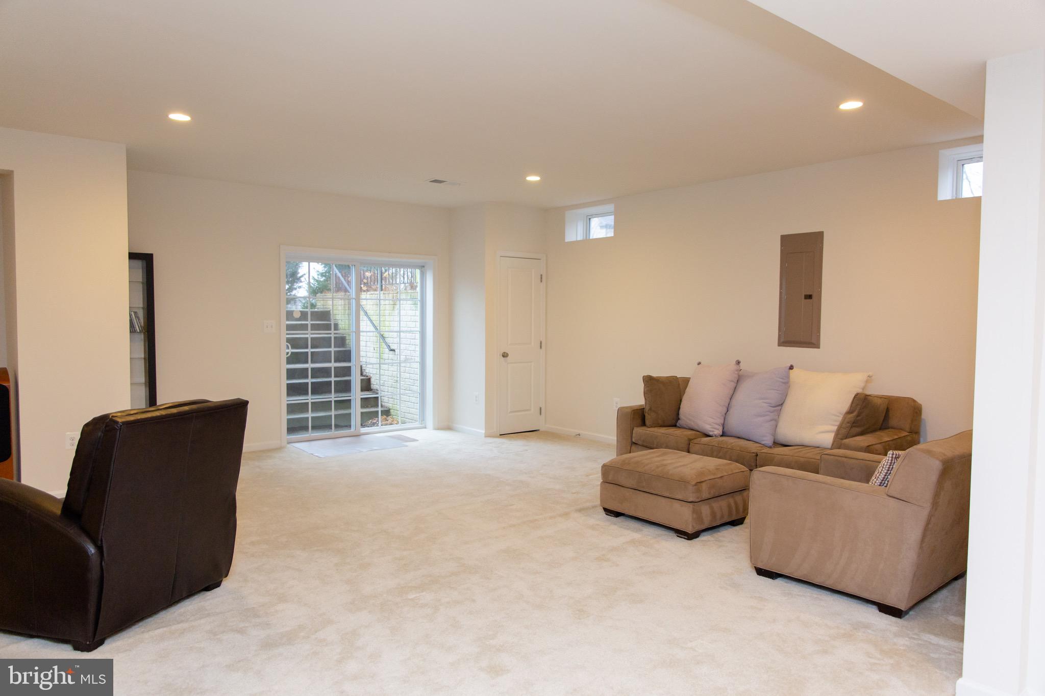 LENAH MILL - Residential