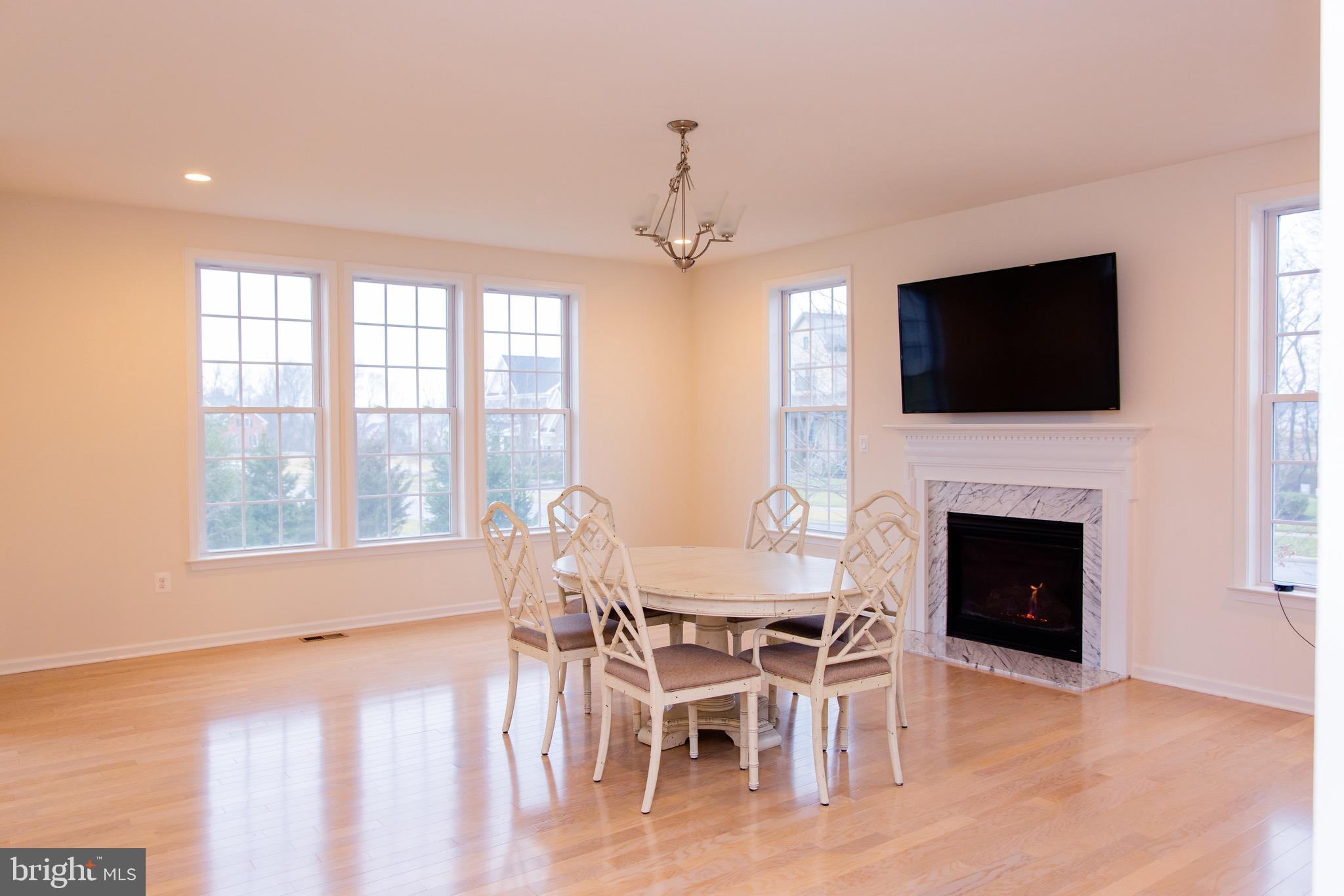 LENAH MILL - Residential