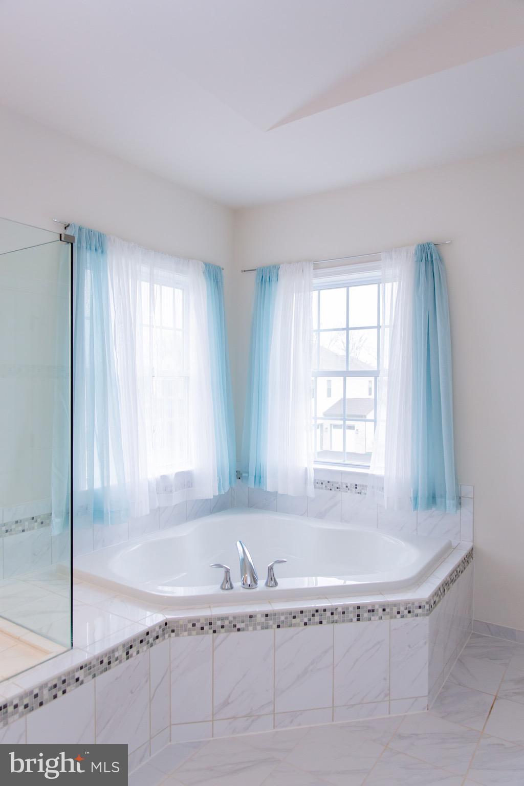 LENAH MILL - Residential