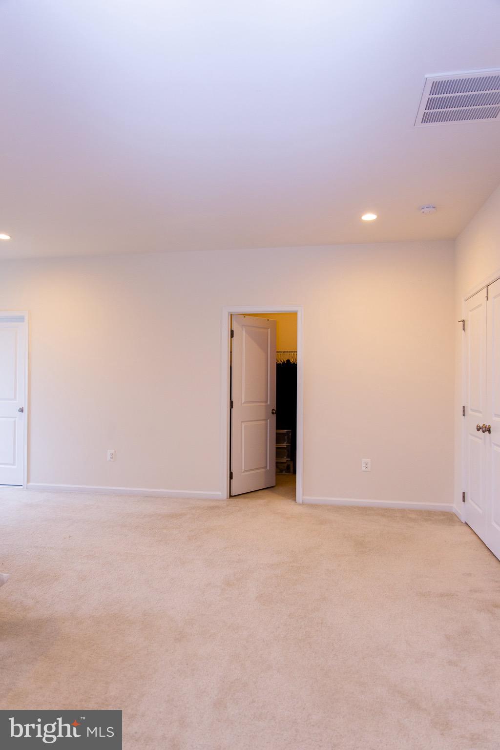 LENAH MILL - Residential