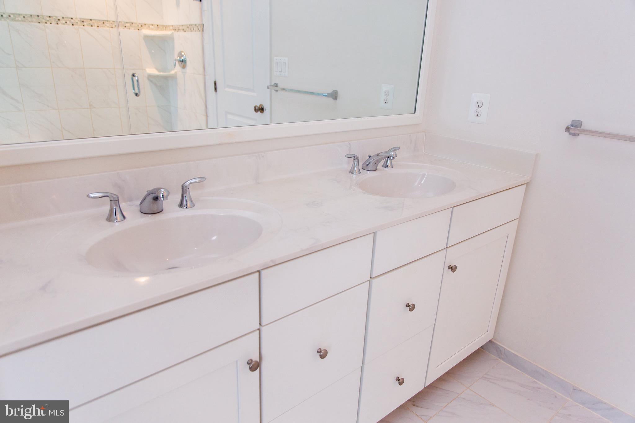 LENAH MILL - Residential