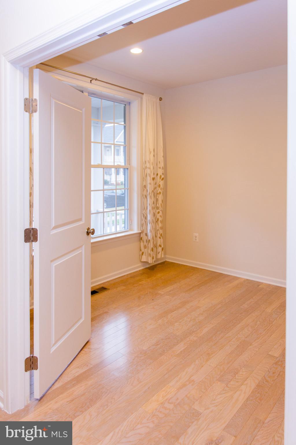 LENAH MILL - Residential