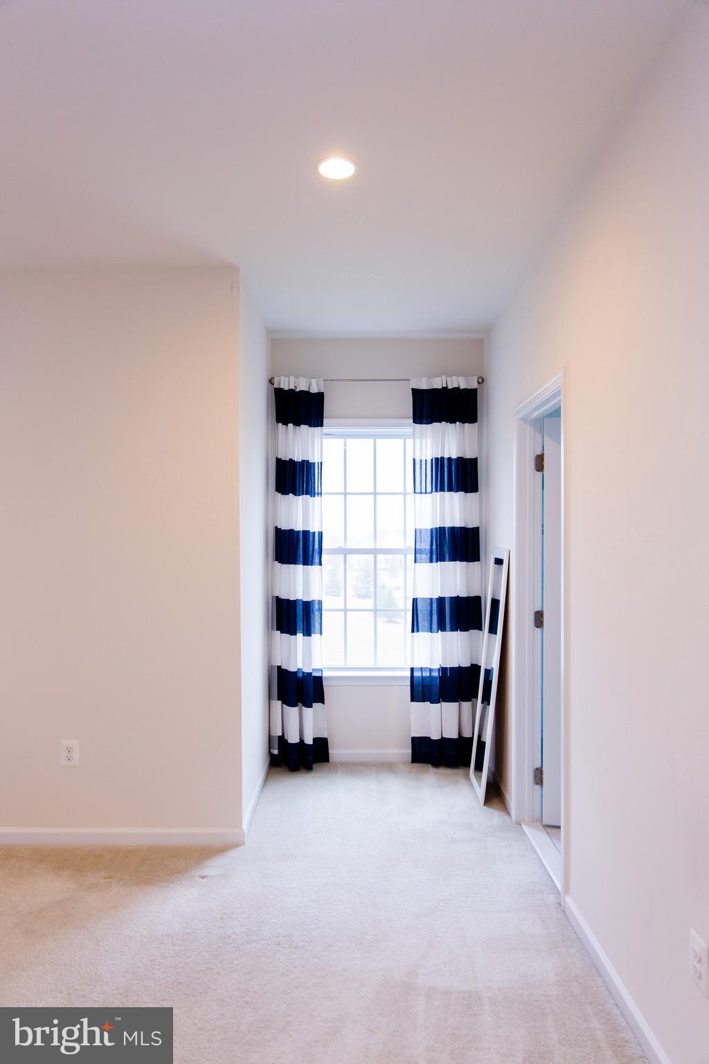 LENAH MILL - Residential