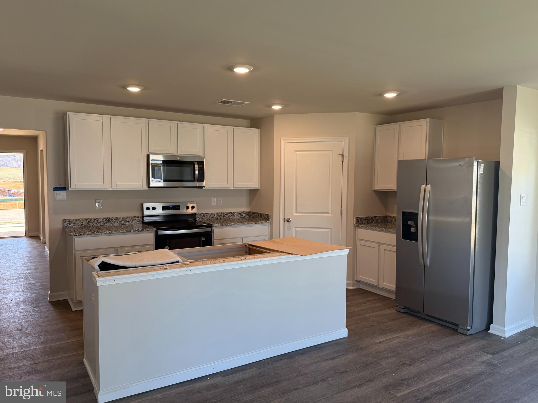 RED HILL - Residential