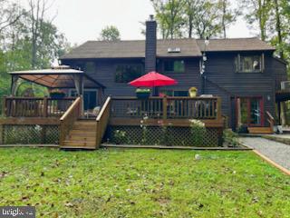 281 WOODLAND DRIVE