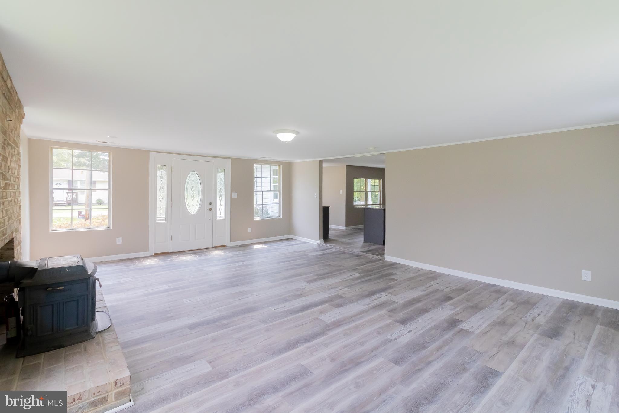 MILL POINT SHORES - Residential Lease