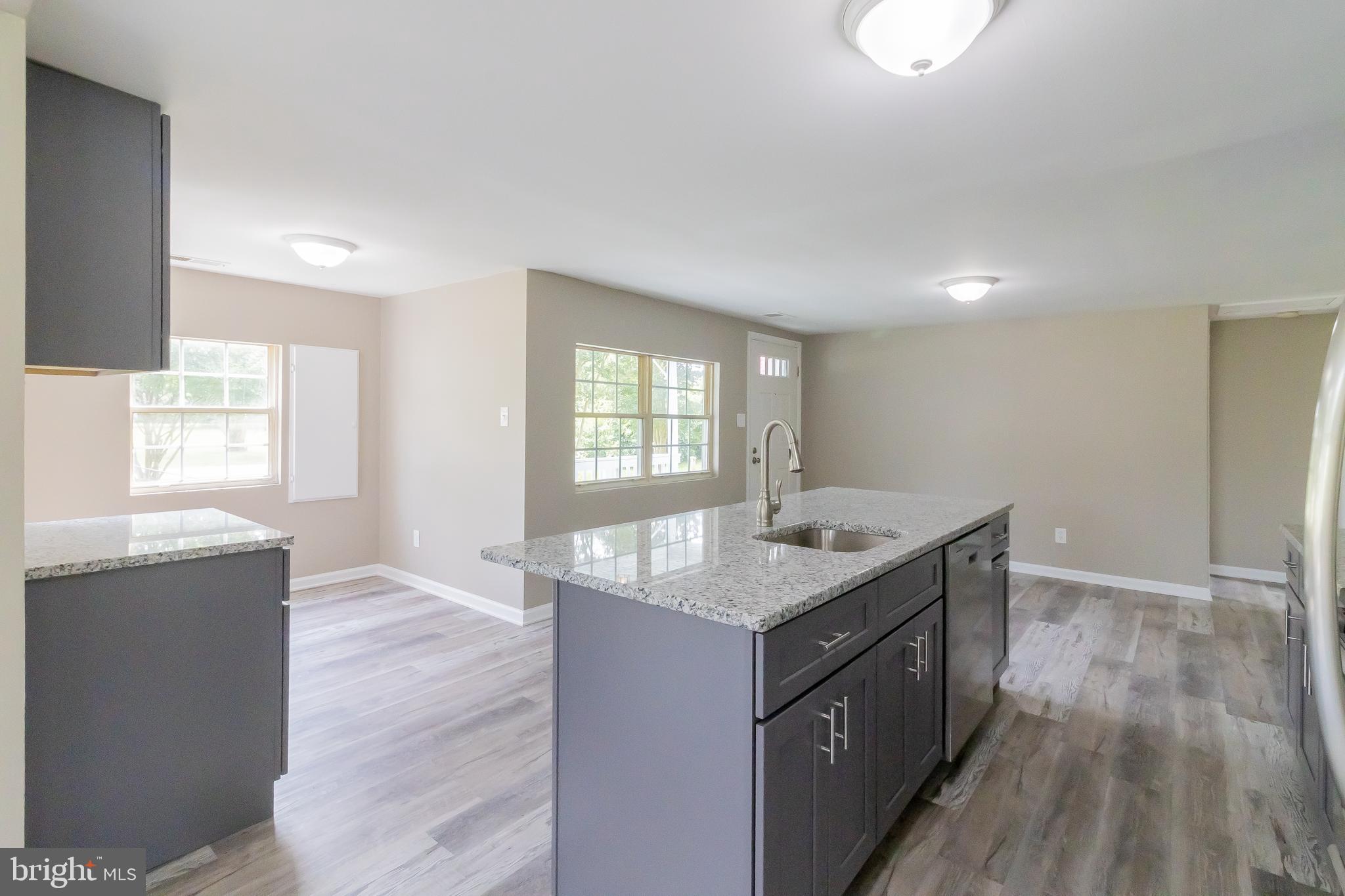 MILL POINT SHORES - Residential Lease