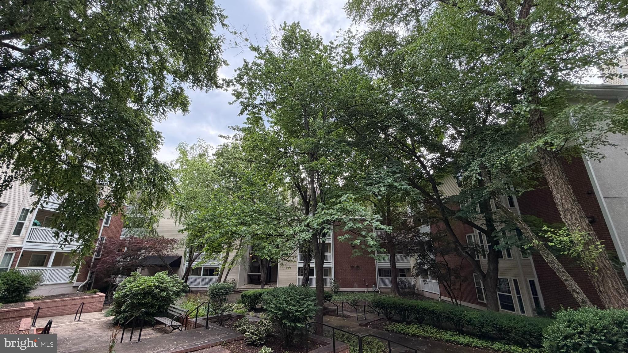 1504 LINCOLN WAY 308