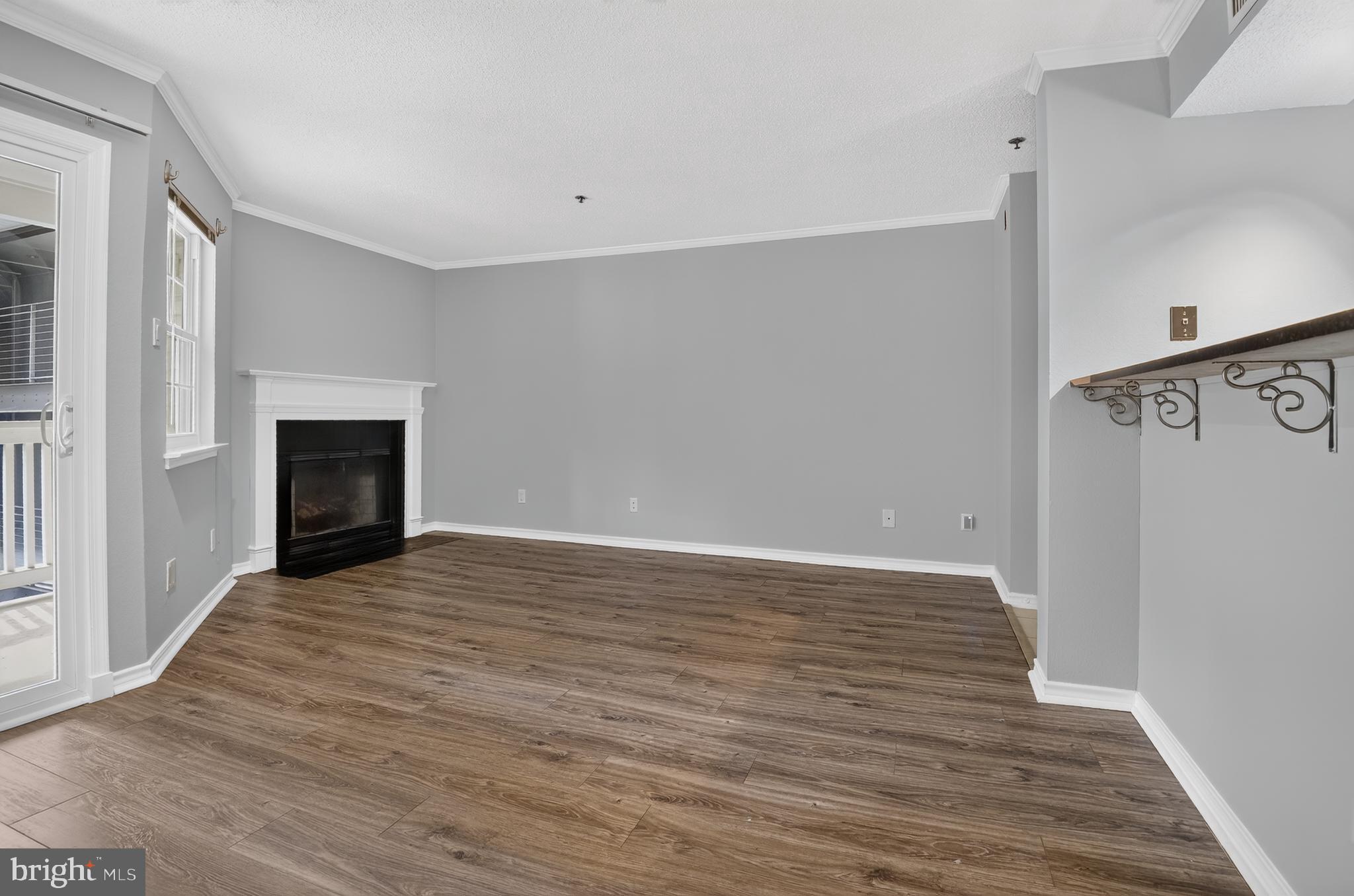 1504 LINCOLN WAY 308