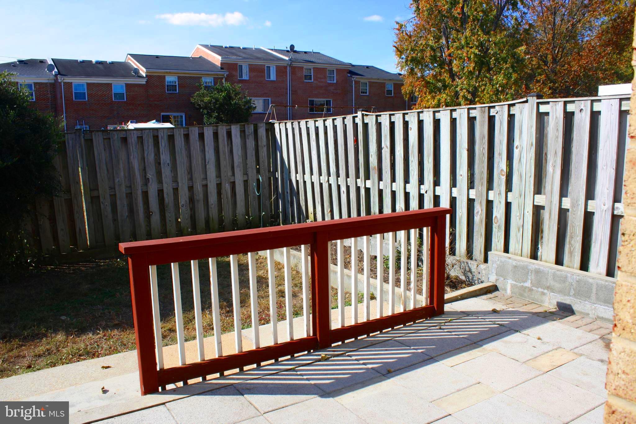 SOUTHGATE WOODS TOWNHOUSES - Residential Lease