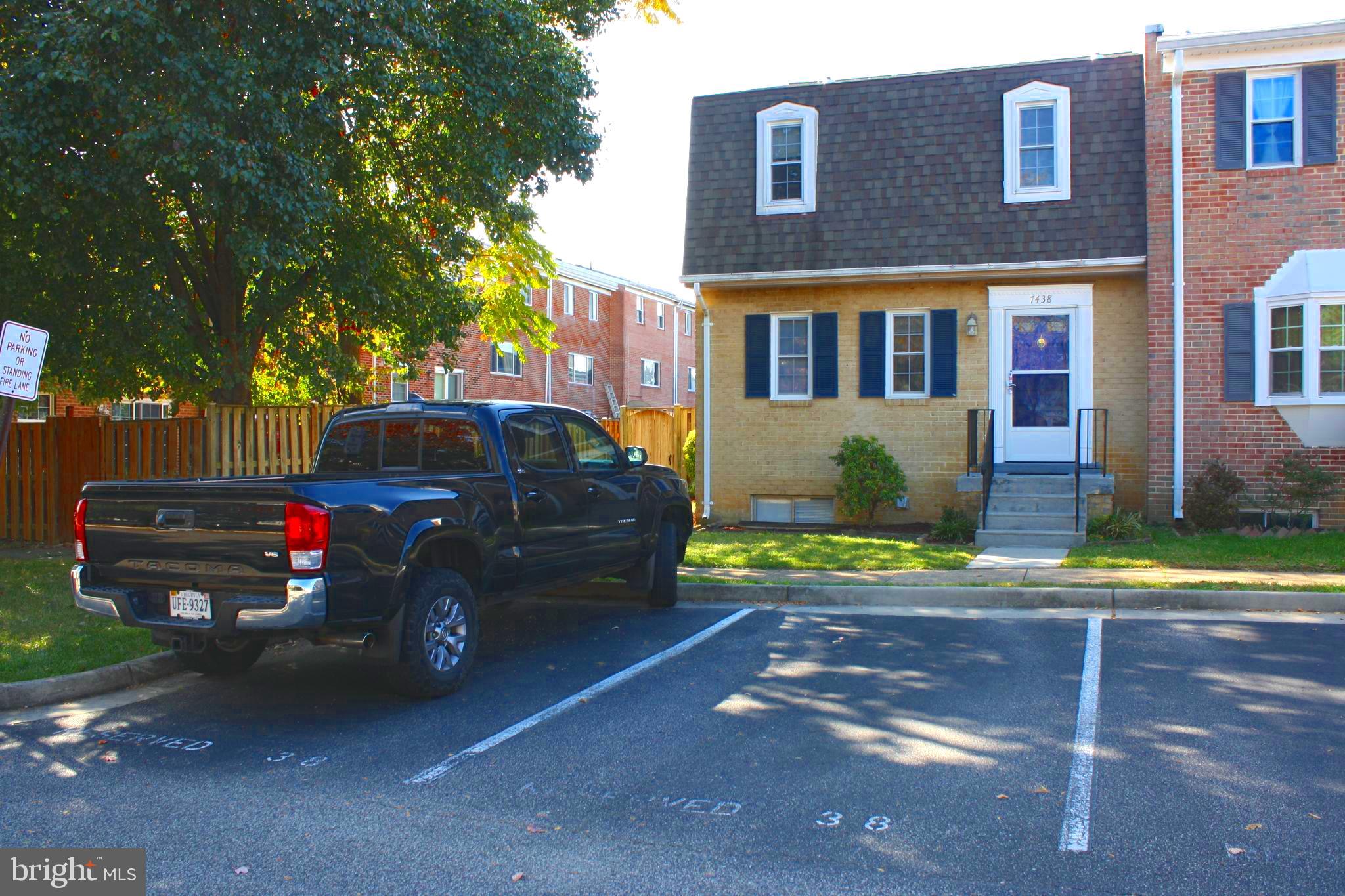 SOUTHGATE WOODS TOWNHOUSES - Residential Lease