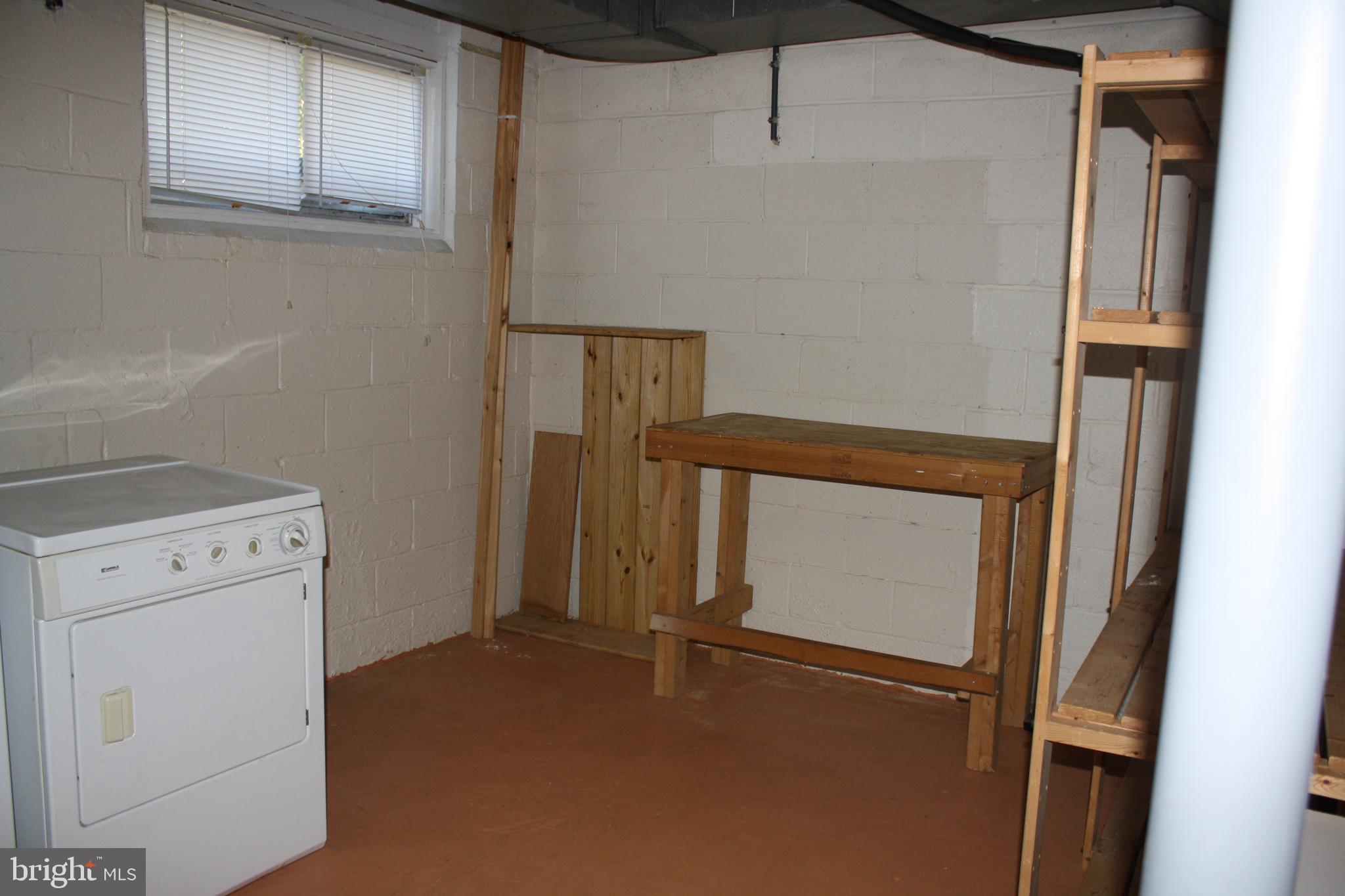 SOUTHGATE WOODS TOWNHOUSES - Residential Lease