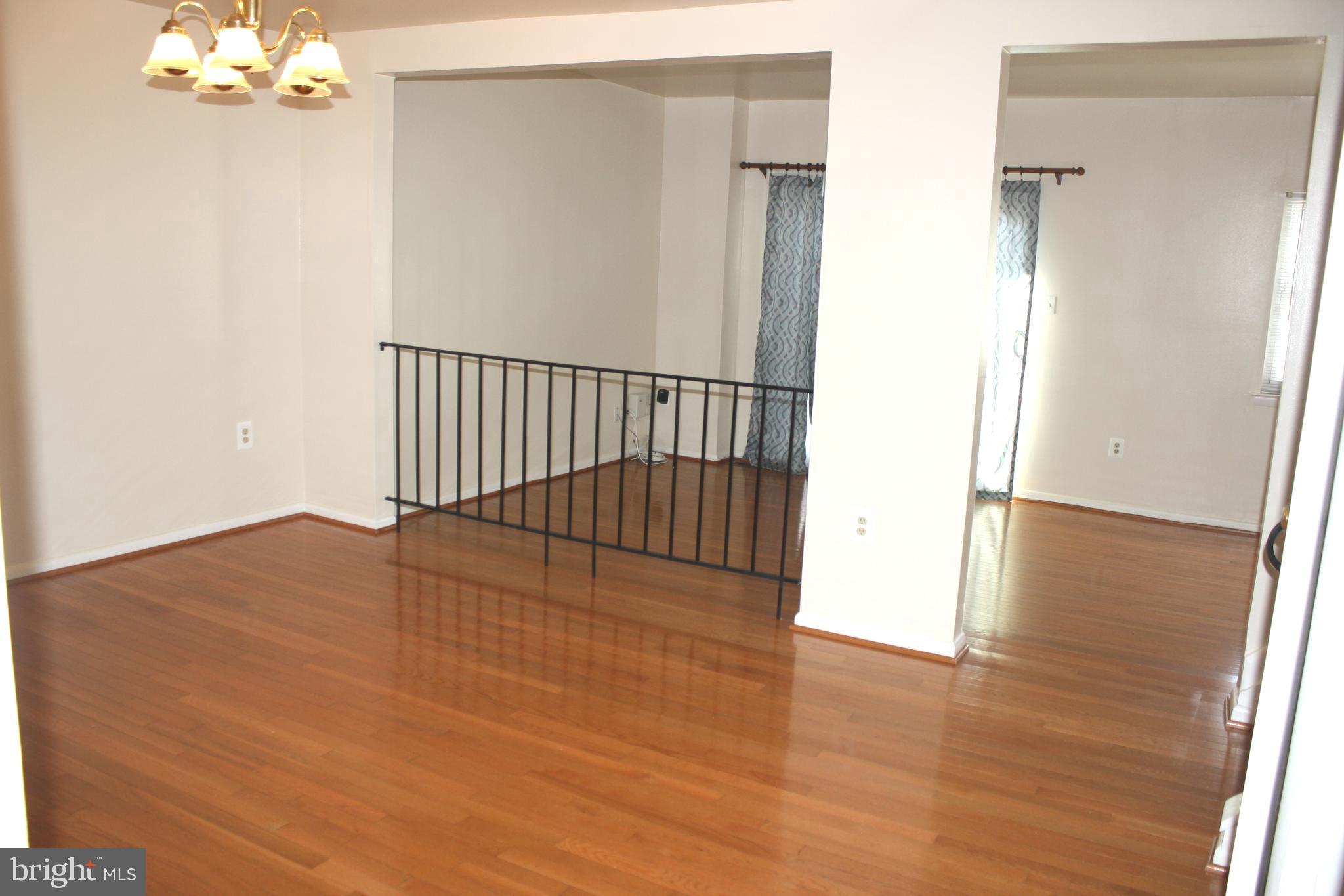 SOUTHGATE WOODS TOWNHOUSES - Residential Lease