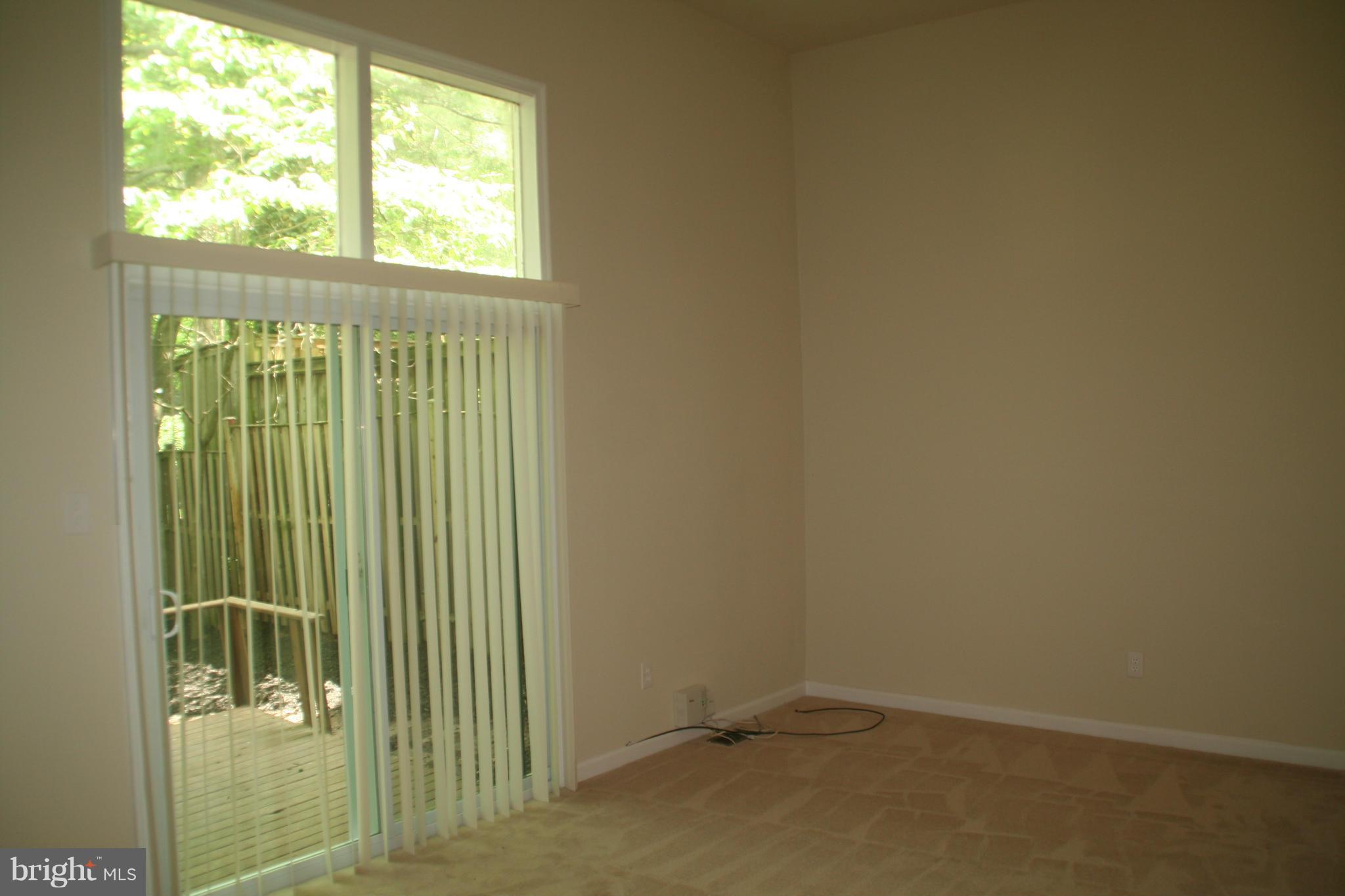 DEEPWOOD - Residential Lease