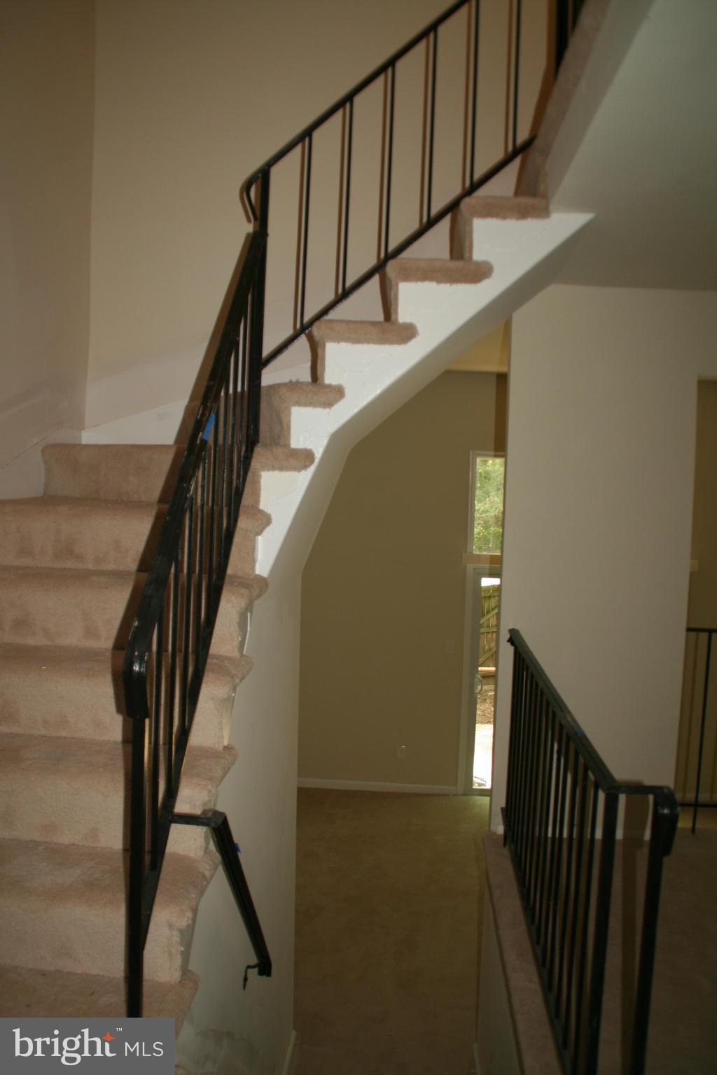 DEEPWOOD - Residential Lease