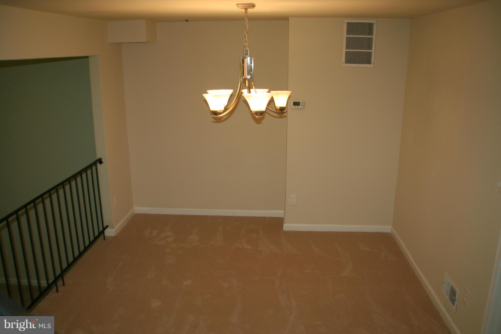 DEEPWOOD - Residential Lease