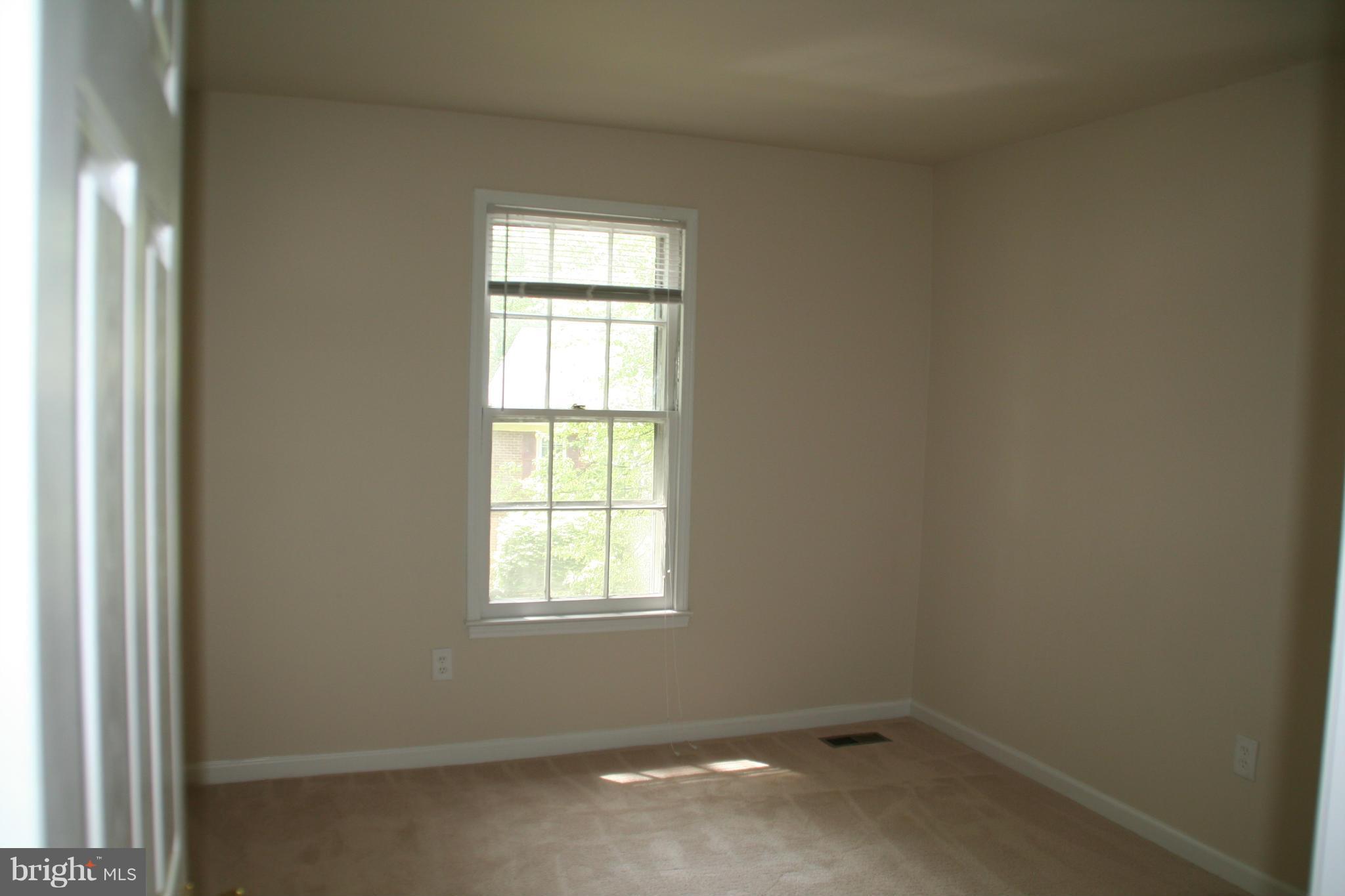 DEEPWOOD - Residential Lease