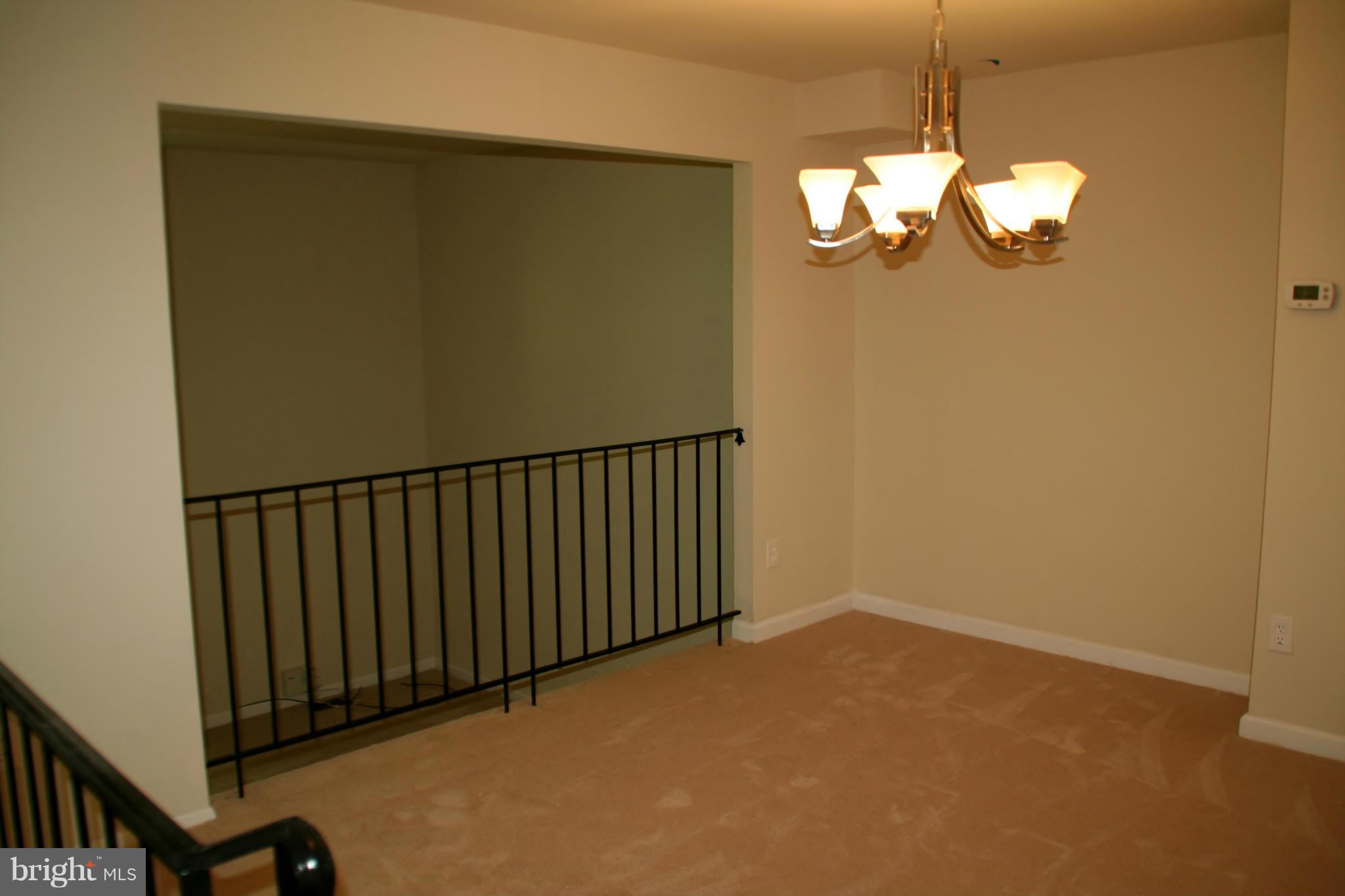 DEEPWOOD - Residential Lease