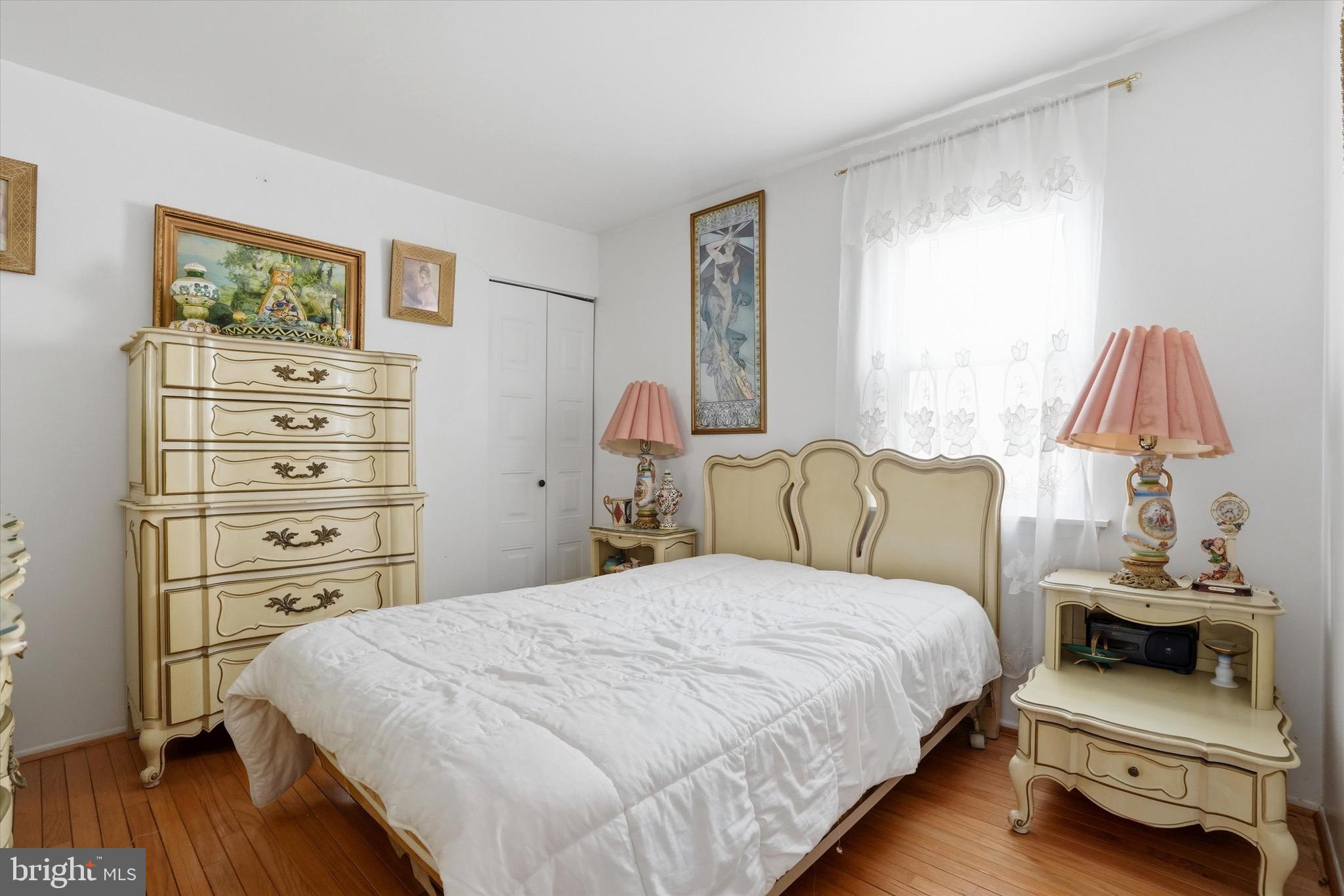 SOMERTON - Residential